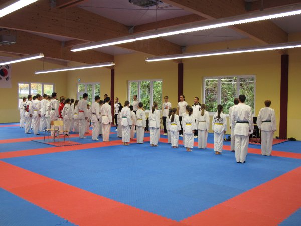 Aufstellung der Teilnehmer - gleich geht's los Aufstellung der Teilnehmer