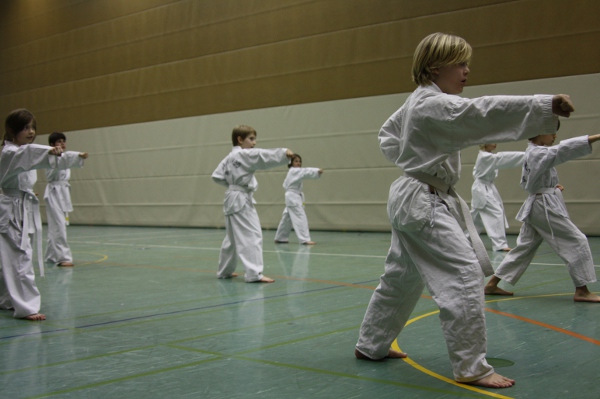 Grundschule der Weiß-Gurte Grundschule der Weiß-Gurte