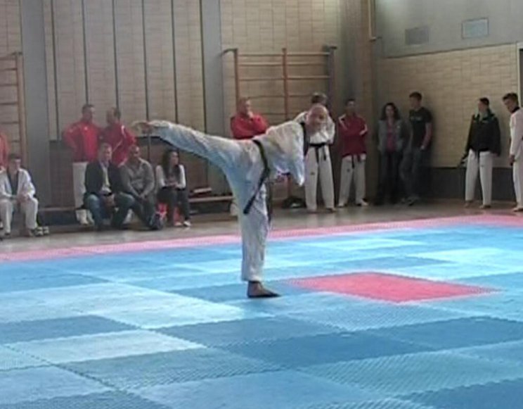 Poomsae Jitae - zweite Vorform Poomsae Jitae - zweite Vorform