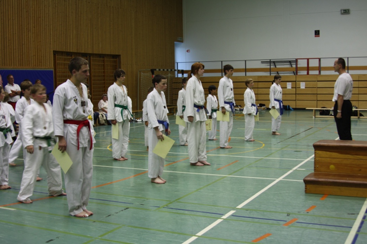 Aufstellung zum Abgrüßen Aufstellung zum Abgrüßen