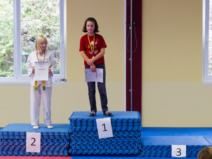 Siegerehrung Gruppe Mädchen 2 Siegerehrung Gruppe Mädchen 2
