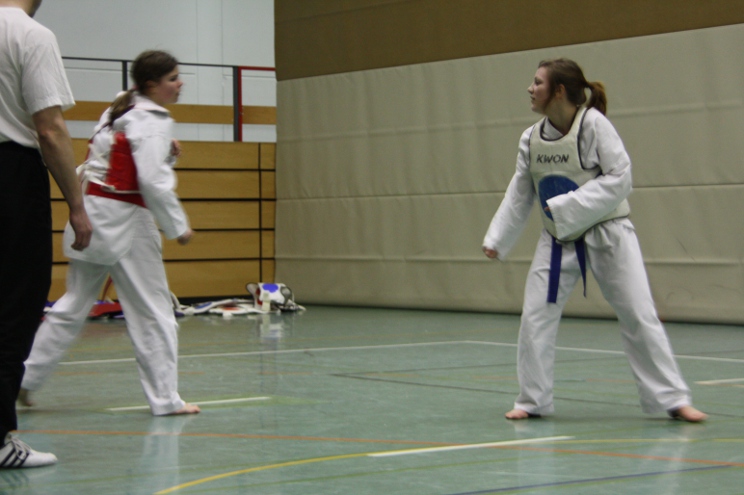 Melissa gegen Elisa Melissa gegen Elisa