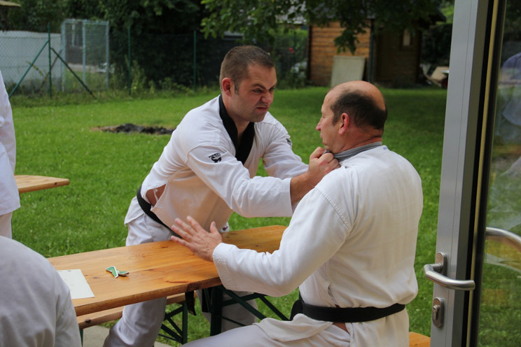 Jochen und Jörg beim SV-Training: Bierzelt