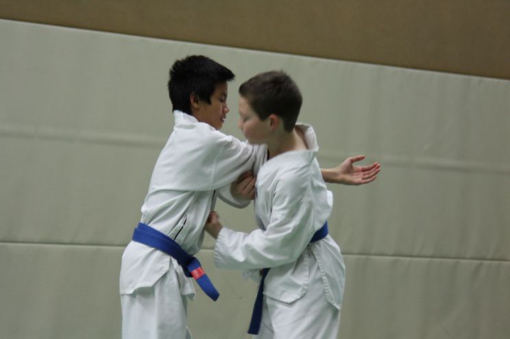 Selbstverteidigung Selbstverteidigung