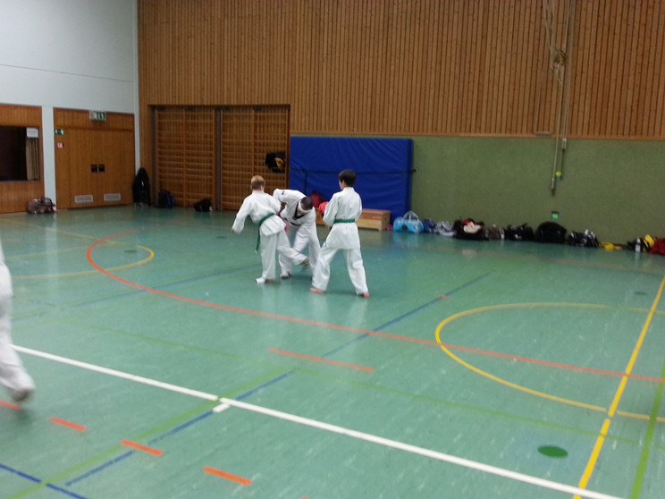 Korrektur und Hilfestellung durch Heri